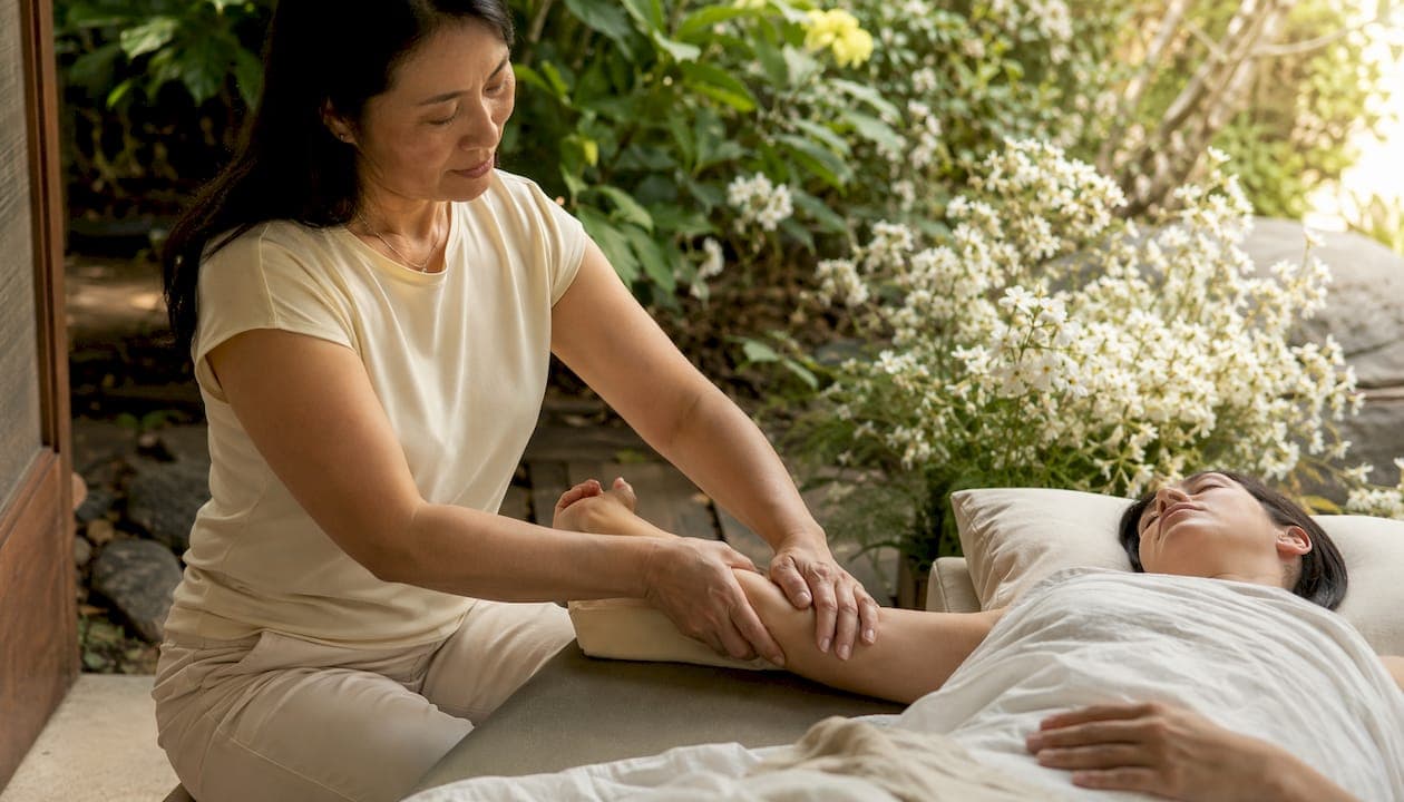 Lymphatic Drainage Massage Benefits: What Really Works